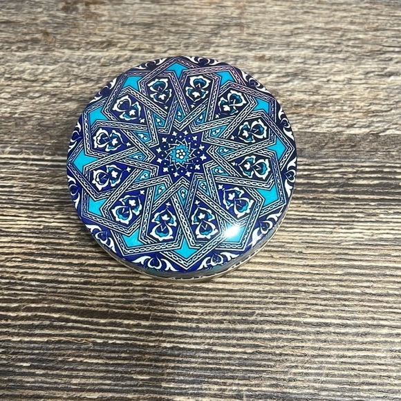 Soap - Picture 3 of 3